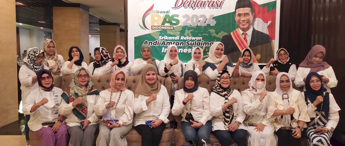 Idolakan Sosok Andi Amran Sulaiman, Emak-emak Mengatasnamakan Srikandi RAS Sulsel 2024 Gelar Deklarasi