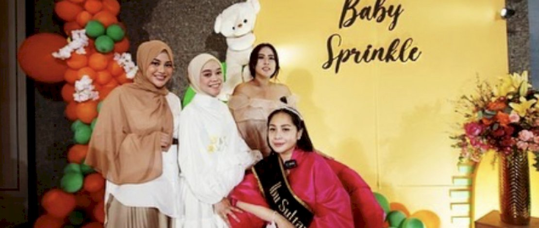 Kekompakan Aurel dan Lesti di acara Baby Springkle Nagita Slavina.