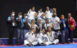 Cetak Sejarah di PON Papua, Karate Sulsel Kawinkan Medali Emas