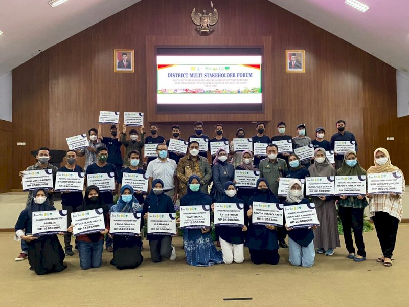 Dukung Program YESS, Pemkab Maros Beri Dana Hibah untuk 36 Petani Milenial