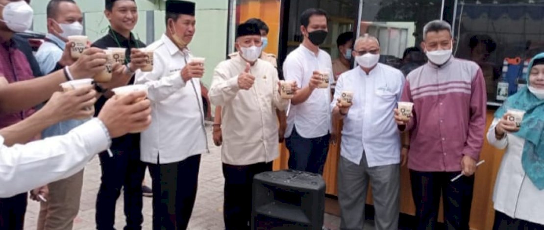 Dokter Fadli Ananda saat peresmian ISYEF Point, di halaman Masjid Nurul Muttaqien, Jumat, 15 Oktober 2021.