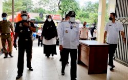Wali Kota Parepare Turun Langsung Pantau prokes Pasar Rakyat Sumpang Minangae 