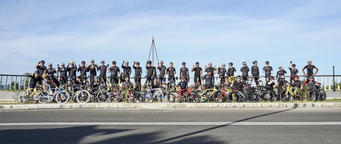 Peserta Gowes Bersama MCC tiba di titik nol, Tanjung Bira, Bulukumba. Peserta Gowes Bersama MCC tiba di titik nol, Tanjung Bira, Bulukumba.