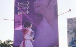 Rayakan Ulang Tahun yang ke-25, Wajah Prilly Latuconsina Terpampang di Billboard