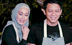 Berharap Dina Lorenza Berjodoh dengan Ariel Noah, Netizen Siap Kawal Sampai ke Pelaminan 