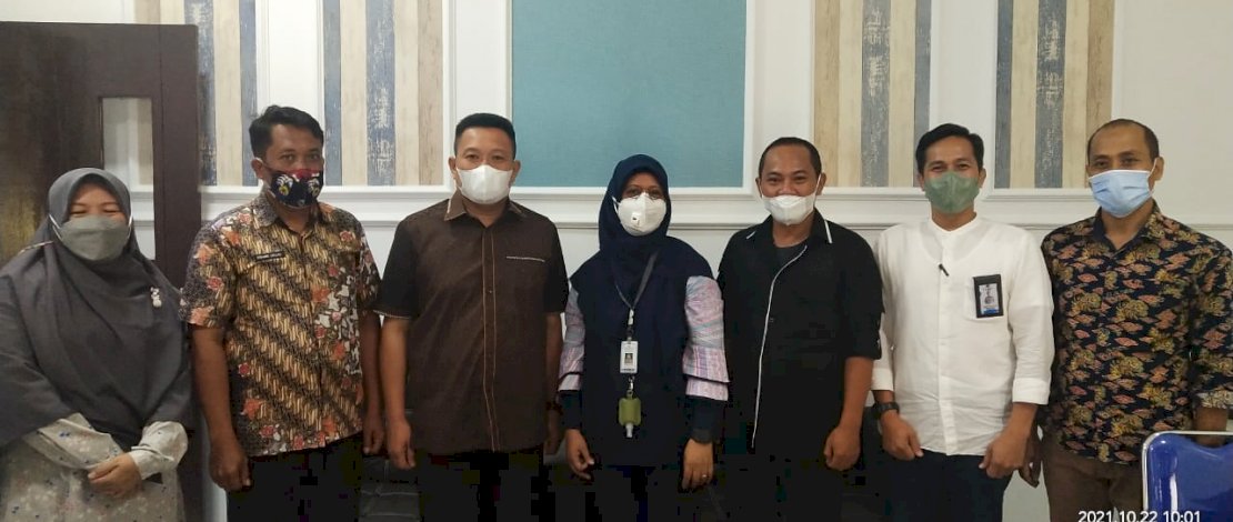 Suasana konsultasi Diskominfo Jeneponto ke Biro Hukum Pemprov Sulsel, terkait dua ranperpub.