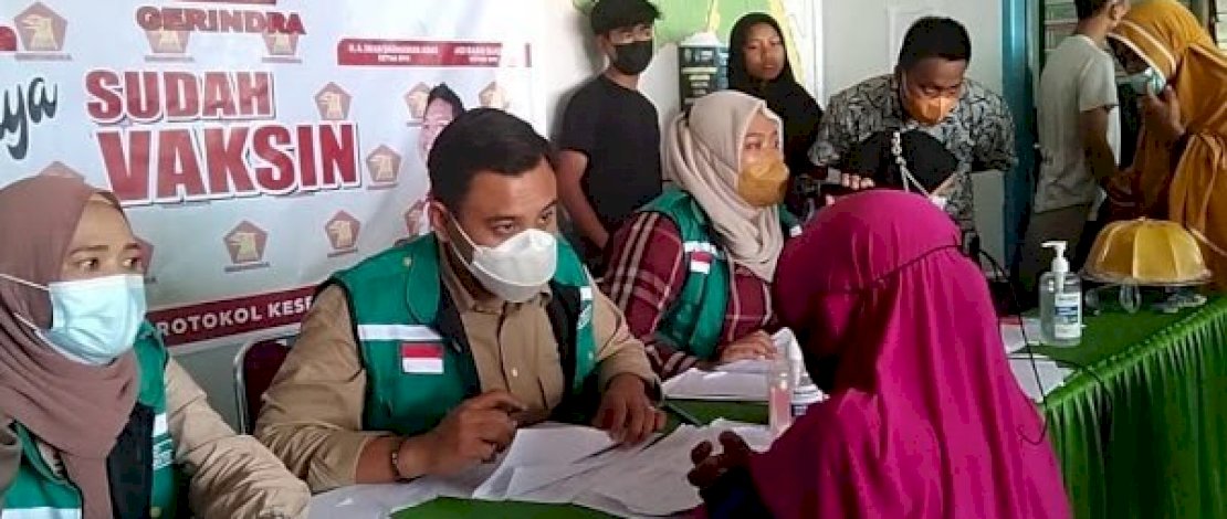 Vaksinasi Covid-19 yang digelar Partai Gerindra Jeneponto.