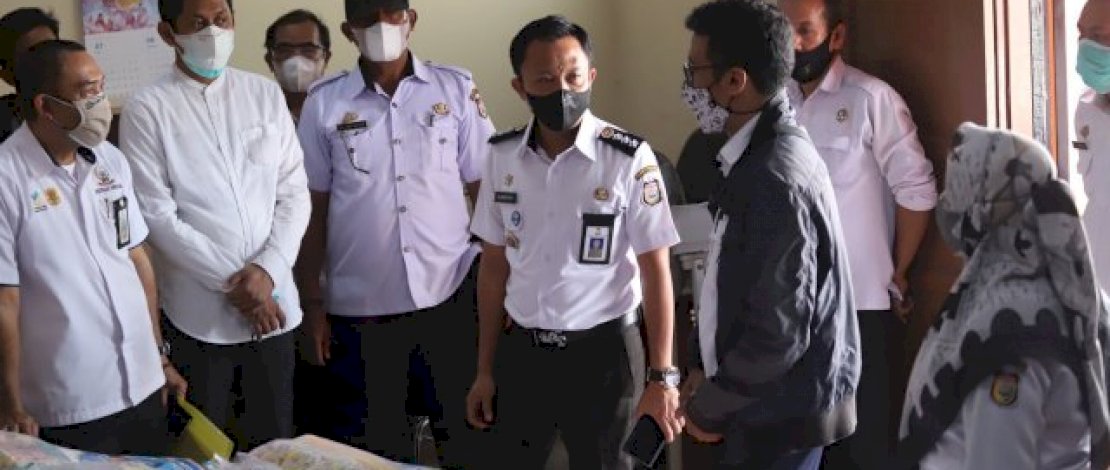 Peninjauan pendistribusia bansos, Rabu (1/9/2021). Peninjauan pendistribusia bansos, Rabu (1/9/2021).