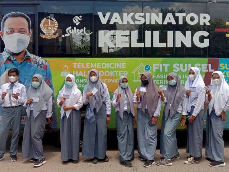 Libatkan 22 Sekolah di 7 Titik, Mobile Vaccinator Sasar 1.500 Pelajar di Jeneponto