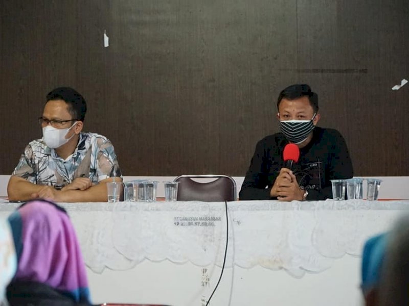 Hari Pertama Selesai Isman, Camat Makassar Langsung Gerakkan Pasukan Bantu Korban Kebakaran di Kecamatan Tamalate 