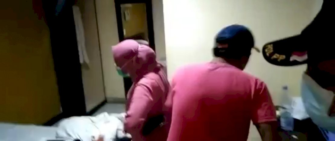 Razia pasangan mesum di Makassar malam tadi.