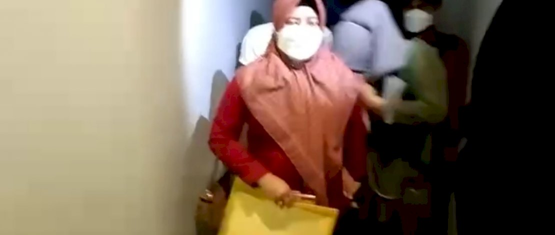 Razia pasangan mesum di Makassar malam tadi.