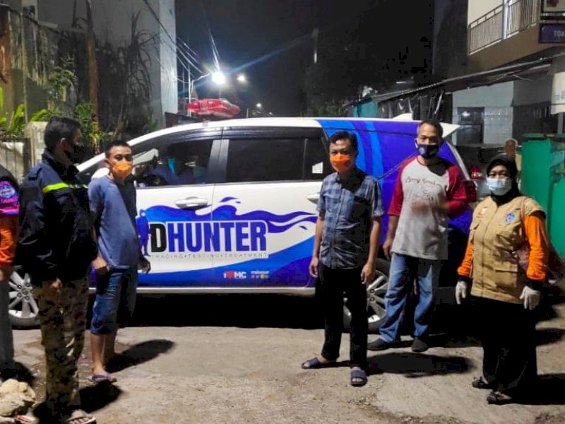 Tak Pandang Waktu, Camat Makassar Gerak Cepat Pantau Warga Barana yang Terpapar Covid-19  