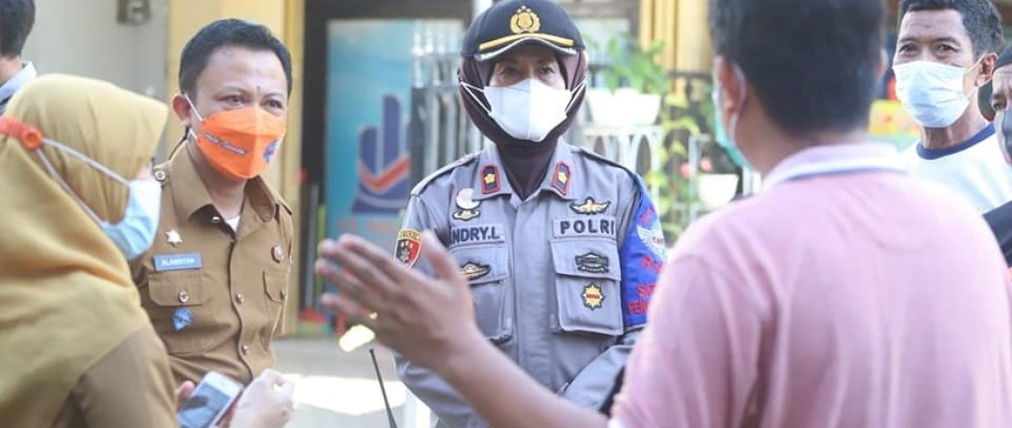 Camat Makassar Gerak Cepat Evakuasi Pekerja Apartemen Sudirman yang Terpapar Covid-19 Camat Makassar Gerak Cepat Evakuasi Pekerja Apartemen Sudirman yang Terpapar Covid-19