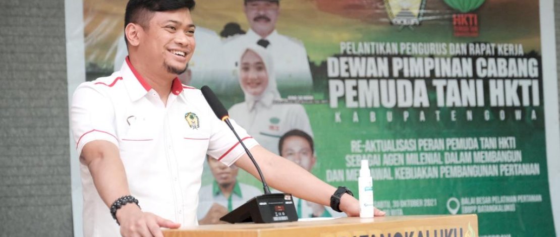 Bupati Gowa, Adnan Purichta Ichsan pada Pelantikan Pengurus dan Rapat Kerja Dewan Pimpinan Cabang (DPC) Pemuda Tani HKTI Kabupaten Gowa di Balai Besar Pelatihan Pertanian (BBPP) Batangkaluku, Sabtu (30/10/2021).