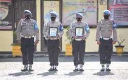 Terlibat Narkoba, 2 Oknum Polisi di Bone Dipecat Tidak Hormat