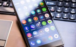 Uninstall Segera! Aplikasi Ini Bisa Curi Uang Kamu 