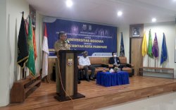 Rektor Unibos Sebut Taufan Pawe Aset Bangsa