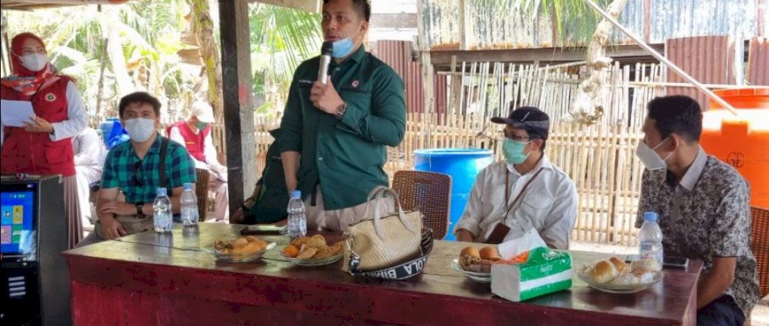 Promosi kesehatan yang dilakukan IDI Barru di Pulau Panikiang, sebelum digelar vaksinasi Covid-19, Selasa, 2 November 2021. Promosi kesehatan yang dilakukan IDI Barru di Pulau Panikiang, sebelum digelar vaksinasi Covid-19, Selasa, 2 November 2021.