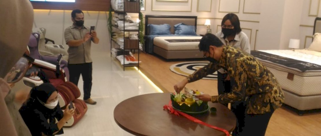 Grand Opening Sleep & Co Boutique di Nipah Mall, Selasa (2/11/2021).