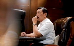 Luhut dan Erick Thohir Dilaporkan ke KPK Terkait Bisnis PCR