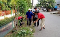 Antisipasi Banjir, Satgas Drainase Kecamatan Wajo Lakukan Kerja Bakti