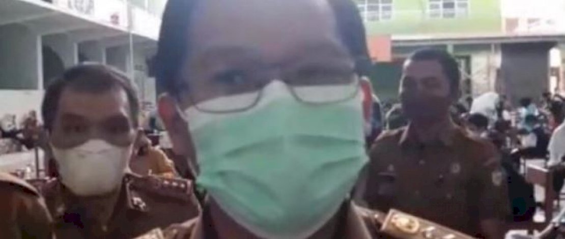 Camat Wajo Langsung Pantau Kegiatan Vasksin di Sekolah