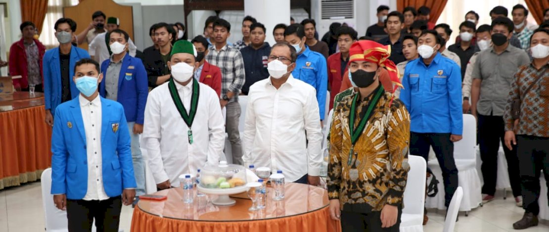 Suasana pelantikan pengurus HMI Cabang Makassar.