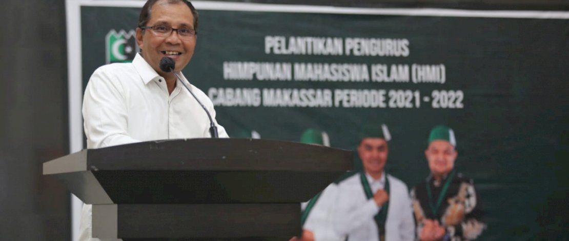 Suasana pelantikan pengurus HMI Cabang Makassar.