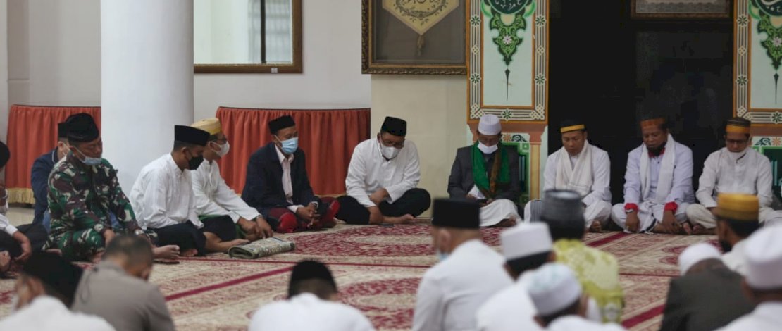 Pemkot Makassar Gelar Dzikir Dan Doa' Sambut HUT Kota Makassar ke - 414