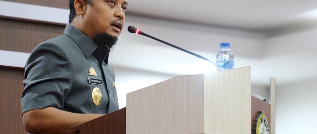 Pelaksana Tugas Gubernur Sulawesi Selatan, Andi Sudirman Sulaiman menghadiri Rapat Paripurna DPRD Sulawesi Selatan, di Sekretariat DPRD Sulsel, Jalan Urip Sumoharjo, Senin (8/11/2021).

