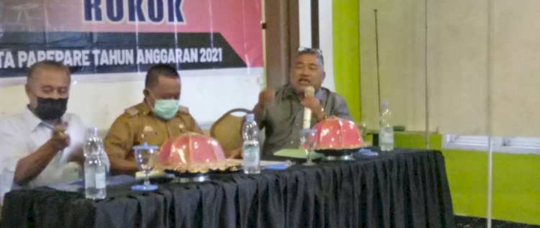 Libatkan Dinkes, Anggota Komisi II DPRD Parepare Sudirman Tansi Sosialisasikan Perda Kawasan Tanpa Rokok Libatkan Dinkes, Anggota Komisi II DPRD Parepare Sudirman Tansi Sosialisasikan Perda Kawasan Tanpa Rokok