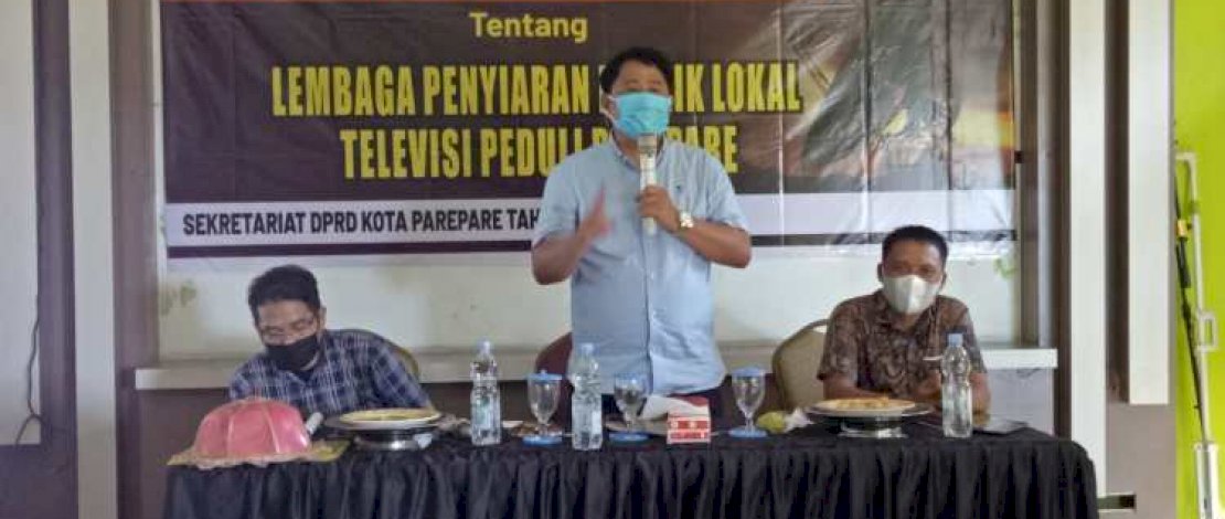 Sosialisasikan Perda LPPL Televisi Peduli Parepare, Anggota Komisi I DPRD Parepare Satriya Harap Menjangkau seluruh wilayah di Kota Parepare Sosialisasikan Perda LPPL Televisi Peduli Parepare, Anggota Komisi I DPRD Parepare Satriya Harap Menjangkau seluruh wilayah di Kota Parepare