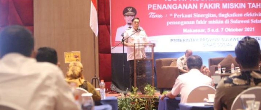 Suasana pembukaan rakor penanganan fakir miskin.