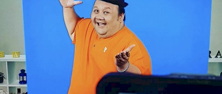 Komedian Rony Dozer Meninggal Dunia