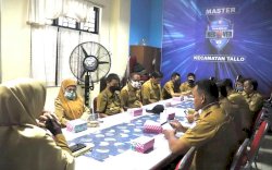 Camat Tallo Rapat Evaluasi Program Vaksinasi 100 RT.1 Hari 100 Persen