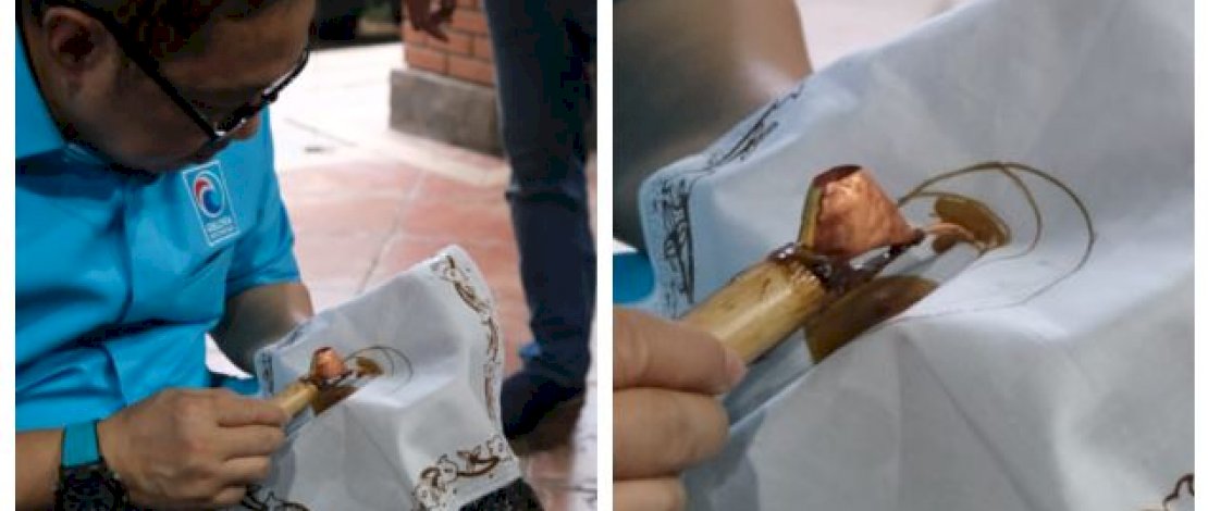  Anis Matta belajar membatik.