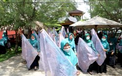 TP PKK Kab Takalar Gelar Rapat rutin dan Pelatihan Batik Shibori 