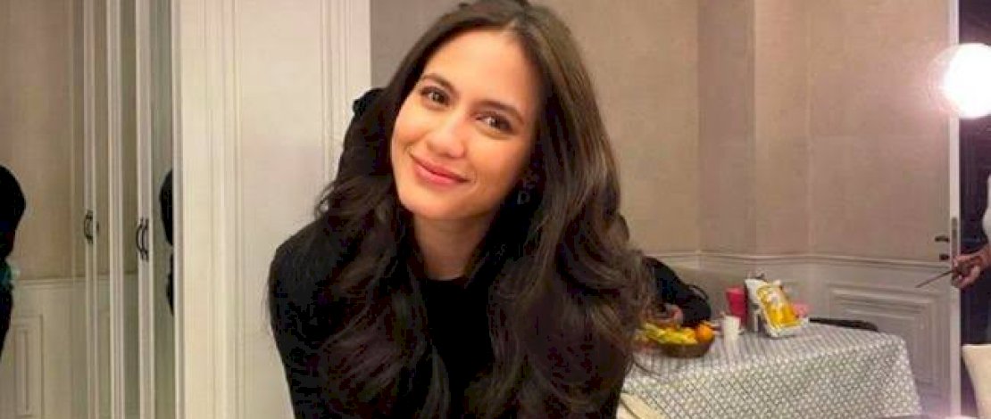 Lakukan Tradisi Melukat, Pevita Pearce: Saya Melihat Segala Situasi Begitu Banyak Cinta dan Kasih Sayang 