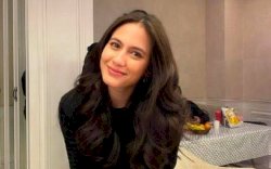 Lakukan Tradisi Melukat, Pevita Pearce: Saya Melihat Segala Situasi Begitu Banyak Cinta dan Kasih Sayang 