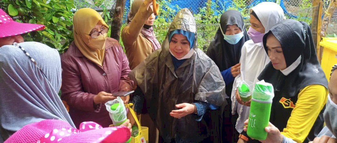 Erna Rasyid Taufan Launching Puspaga PeduliTa' Talk Ramadan Series