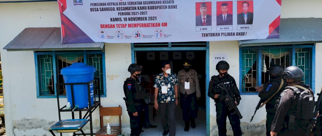 Amankan Pilkades Serentak di Kab Bone, Brimob Yon C Pelopor Terjunkan 1 SSK Personil Amankan Pilkades Serentak di Kab Bone, Brimob Yon C Pelopor Terjunkan 1 SSK Personil