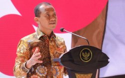 Bahlil Ungkap Kriteria Kendaraan Penerima BBM Subsidi agar Tepat Sasaran