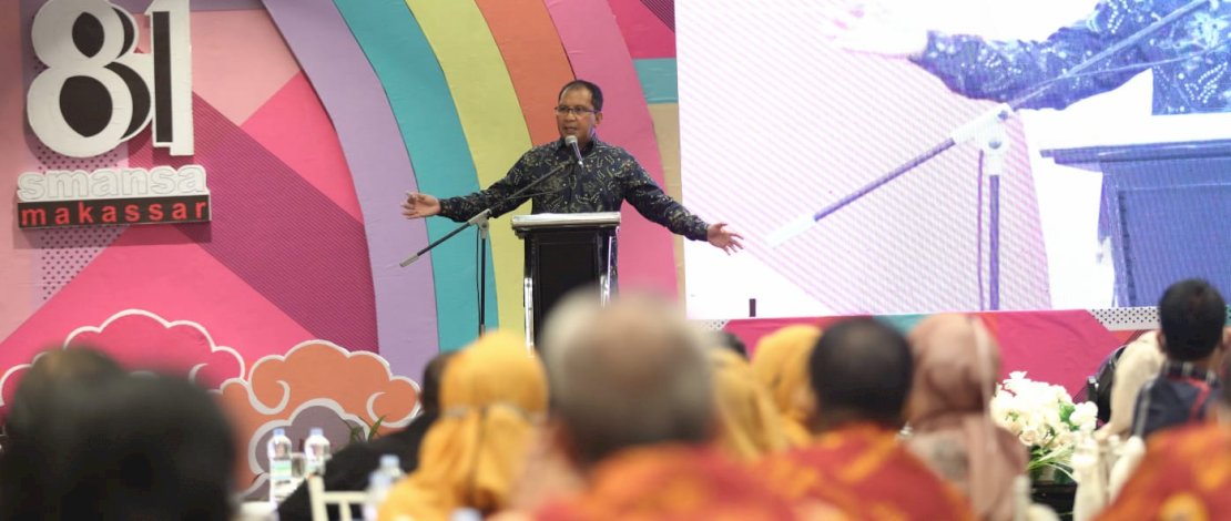 Hadiri Reuni 40 Tahun Smansa Angkatan 81, Wali Kota Danny Ingatkan Jaga Kekompakan 