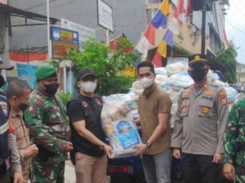 Camat Ujung Pandang Pastikan Penyaluran Bantuan Sembako Berjalan Lancar