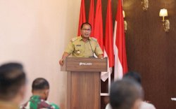 Wali Kota Makassar Serahkan SK Penetapan Lokasi MNP ke Pelindo 