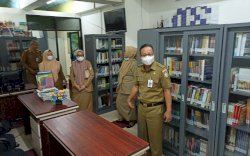 Plt Sekretaris DPRD Makassar Pantau Tiap Ruangan Usai Apel Pagi