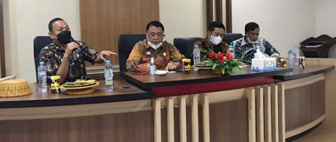 Camat Tamalanrea Gelar Rakor Isolasi Apung Terpadu 