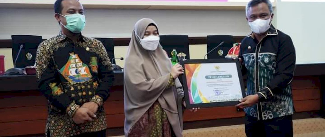 Luwu Timur Terima Penghargaan STBM Award dan Kabupaten Sehat