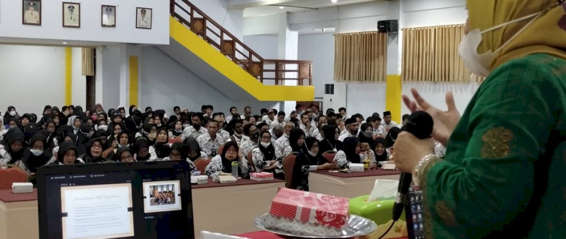 Seminar pendidikan Pemkab Selayar, bersama PGRI dan FBS UMI.